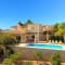Perfect Golf & Beach Villa for 8 people