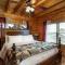 A Shining Starr Beautiful MTN Views Hot Tub