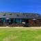 Tithe Barn a Stunning family home with panoramic views - 赖德