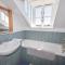 Arden Villa, sleeps 8, moments from the golden sandy beach of Ryde