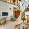 Villa 99-Beachfront-Pool-Luxury Villa