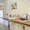 Lovely Norwich Villa, On Golf Course with Amenities!