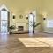 Lovely Norwich Villa, On Golf Course with Amenities!