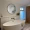 TAFFS MEAD HOUSE Central City Location, nr Stadium, Family Friendly!