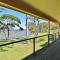 Absolute Waterfront - Belle Escapes Jervis Bay