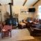 Cozy Bear - Upper Valley With High Speed Wifi