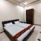 Basera AC DORMITORY & ROOMS - Nagpur
