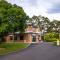 Hawkesbury Race Club Motel