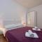 Apartment in Seget Vranjica with sea view, balcony, air conditioning, WiFi 5142-3