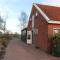 Fine holiday home in Donkerbroek