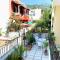 Spiros Apartments - Agios Gordios Beach, Corfu, Greece - Айос-Гордіос
