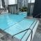 29th floor Oracle Tower 2 stunning ocean and city views