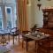 Grosvenor House - onsite free parking