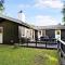 Newly Renovated And Modern Cottage Near The Beach