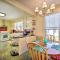 Edenton Vacation Rental with Patio Walk Downtown - Edenton