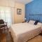2 bedrooms appartement at Vilanova 100 m away from the beach with sea view enclosed garden and wifi