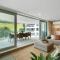 Executive Oceanside Apartment