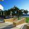 Molos Bay Hotel