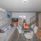 5 Bedroom Amazing Home In Drvenik Mali