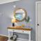 Cozy Lakeside Getaway - Outdoor Theater - Free Early Check-In- 4min to Silver Dollar City