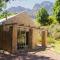 Umami Mountain Retreat - Franschhoek