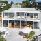 The Cove Beach Front Luxury House