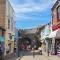 Heathcliff - 5 Bedroom House in Town Centre