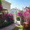 Spacious,amazing villa with a beautiful blooming garden! - Dubai