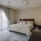 Spacious,amazing villa with a beautiful blooming garden! - Dubaj