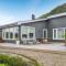 Gorgeous Home In Revsnes With Wifi - Refsnes