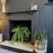 Beautiful seaside Willow Cottage hosted by Whitstable-Holidays