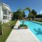 Casa em Arraial Dajuda -3 suítes, lazer completo- Piscina, Sauna e Beach tênis