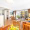 1BR with Great City Views, 3 mins to Waikiki Beach!