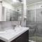 Athena’s Hideaway- Fully Renovated- Absolute Best Location - Athen