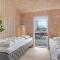 Stunning Home In Aakirkeby With Wifi - Vester Sømarken