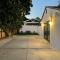 Gated private house with own parking Sherman Oaks - Los Ángeles