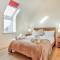 No 2 The Stables - Llangefni