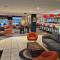 Hostellerie Saint Vincent Beauvais Aeroport
