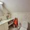 Gorgeous Home In Uddevalla With Sauna - 乌德瓦拉