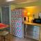 Rustic BEACH FRONT Basement Apt, Pet Friendly Wi-Fi apts - North Camellia Acres