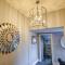 Seashell House with SEA VIEWS and FREE GYM POOL PASS
