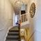 Seashell House with SEA VIEWS and FREE GYM POOL PASS