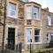 Seashell House with SEA VIEWS and FREE GYM POOL PASS