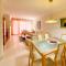 Apartamento en Los Patios de Santa Maria Golf
