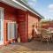 1 Bedroom Awesome Home In Bogø By - Bogø By