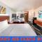 Grand Marquis Waterpark Hotel & Suites