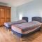 Gorgeous Home In Fierville-Les-Mines - Fierville-les-Mines