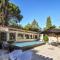 Nice Home In Le Plan-De-La-Tour