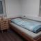 NGUYEN LE 3 Schlafzimmer, 7 Bette,Dusche, 2 WC , Küche ab 2 Übernachtungen