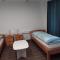 NGUYEN LE 3 Schlafzimmer, 7 Bette,Dusche, 2 WC , Küche ab 2 Übernachtungen
